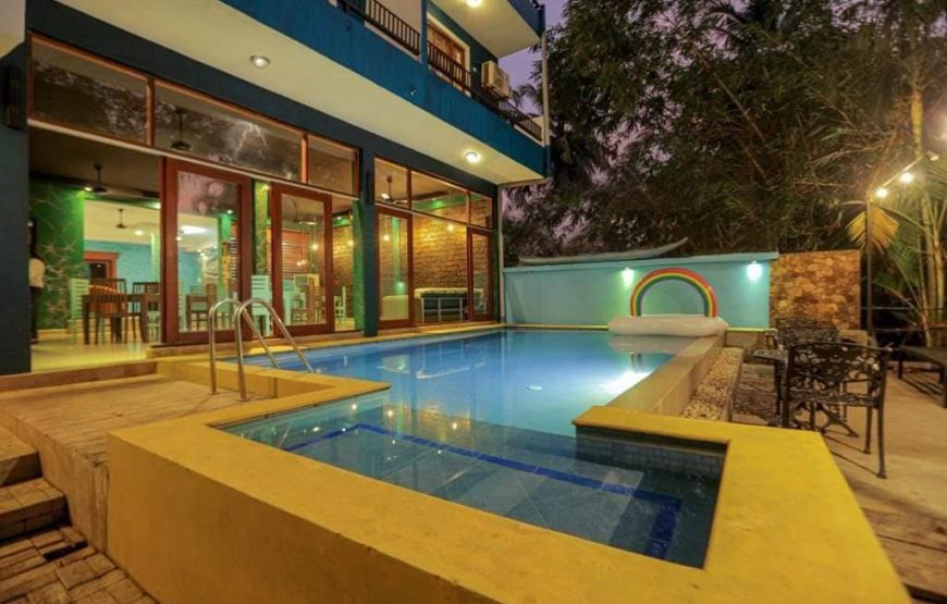 Seaside Retreat: 12-Bedroom Luxury Hotel Negombo