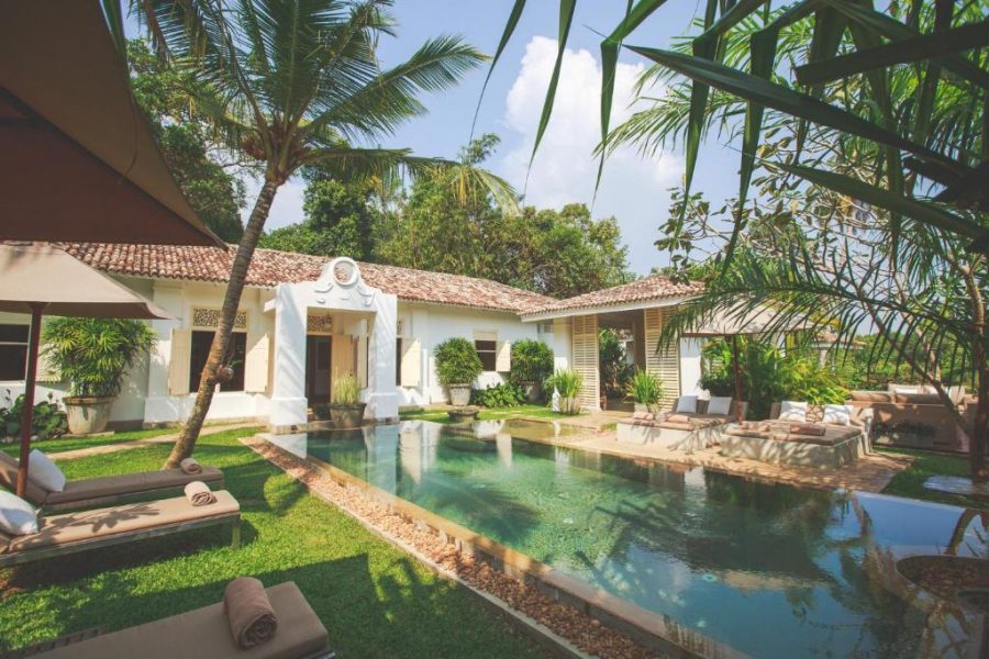 Lavish pool villa in Thalduwa ahangama