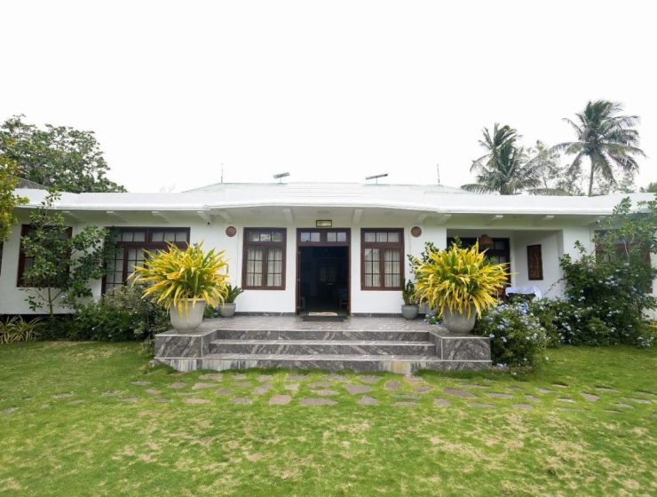 Villa with a Pool in Matale