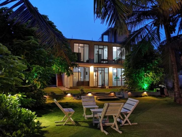 Let’s enjoy your journey at beach-side VILLA