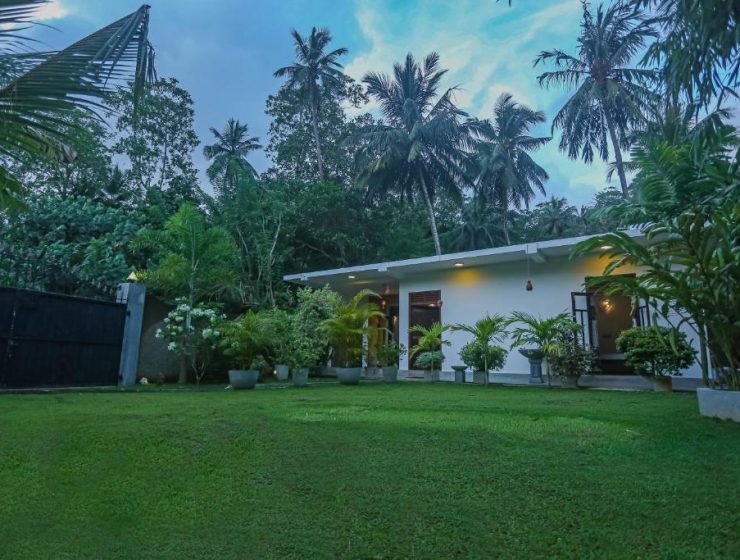 2 Bedrooms Villa in Unawatuna