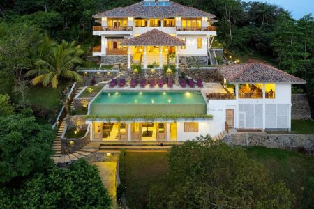 Luxury Colonial Villa Talpe