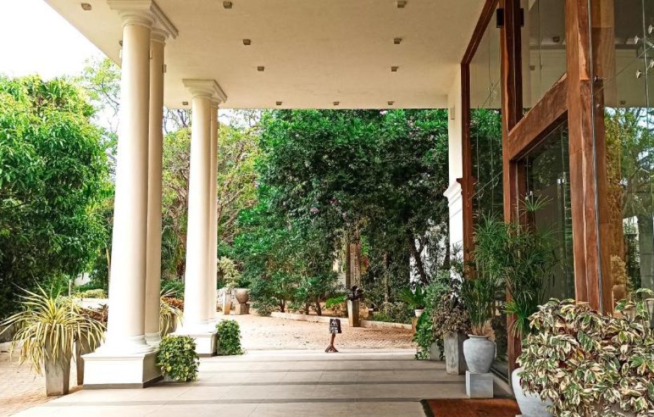 Lagoon Paradise Beach Resort Tangalle