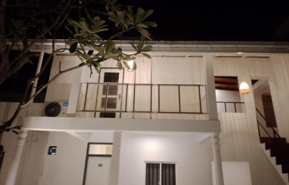 11 Bed Rooms Hotel Mirissa