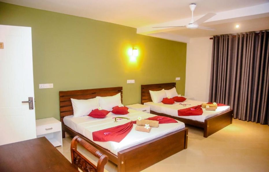11 Bed Rooms Hotel Mirissa