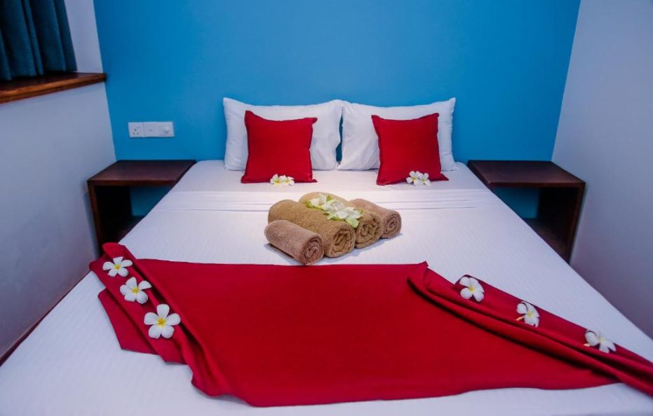 11 Bed Rooms Hotel Mirissa