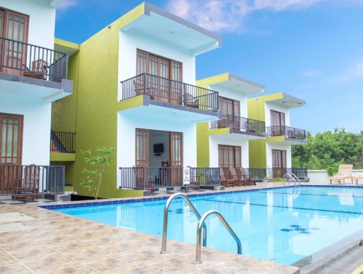 Sparkling Ray Hotel