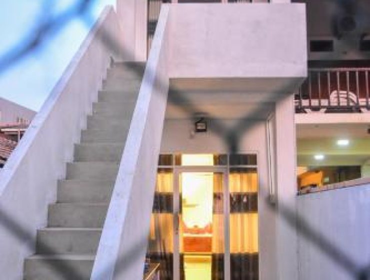 3 Bedrooms Beach Front Villa Hikkaduwa