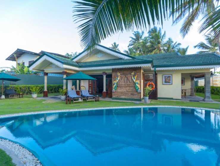 beach villa balapitiya