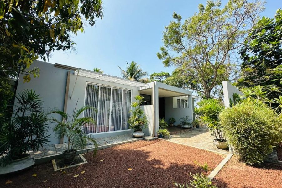 Riverfront Villa Hikkaduwa – Pathana