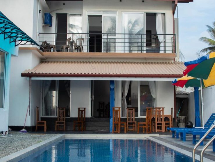 7 Bedroom Beach Villa in Ambalangoda