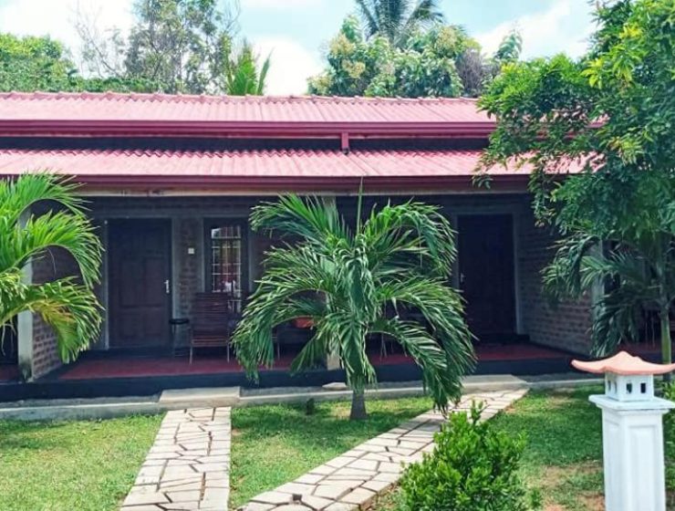 8 Bedroom Villa in Wilpaththu