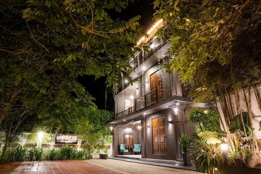 5-Bedroom Coastal Sanctuary – Galle Beachside